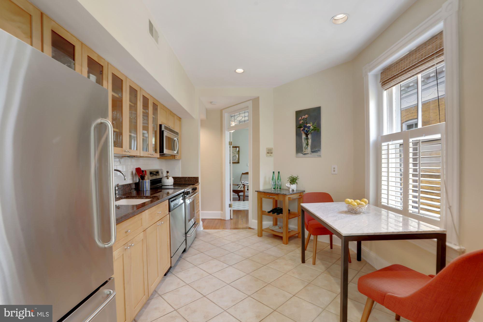2011 Kalorama Road Northwest, Unit 7 Washington, DC 20009 - Photo 9 of 25 Gallery Image 9