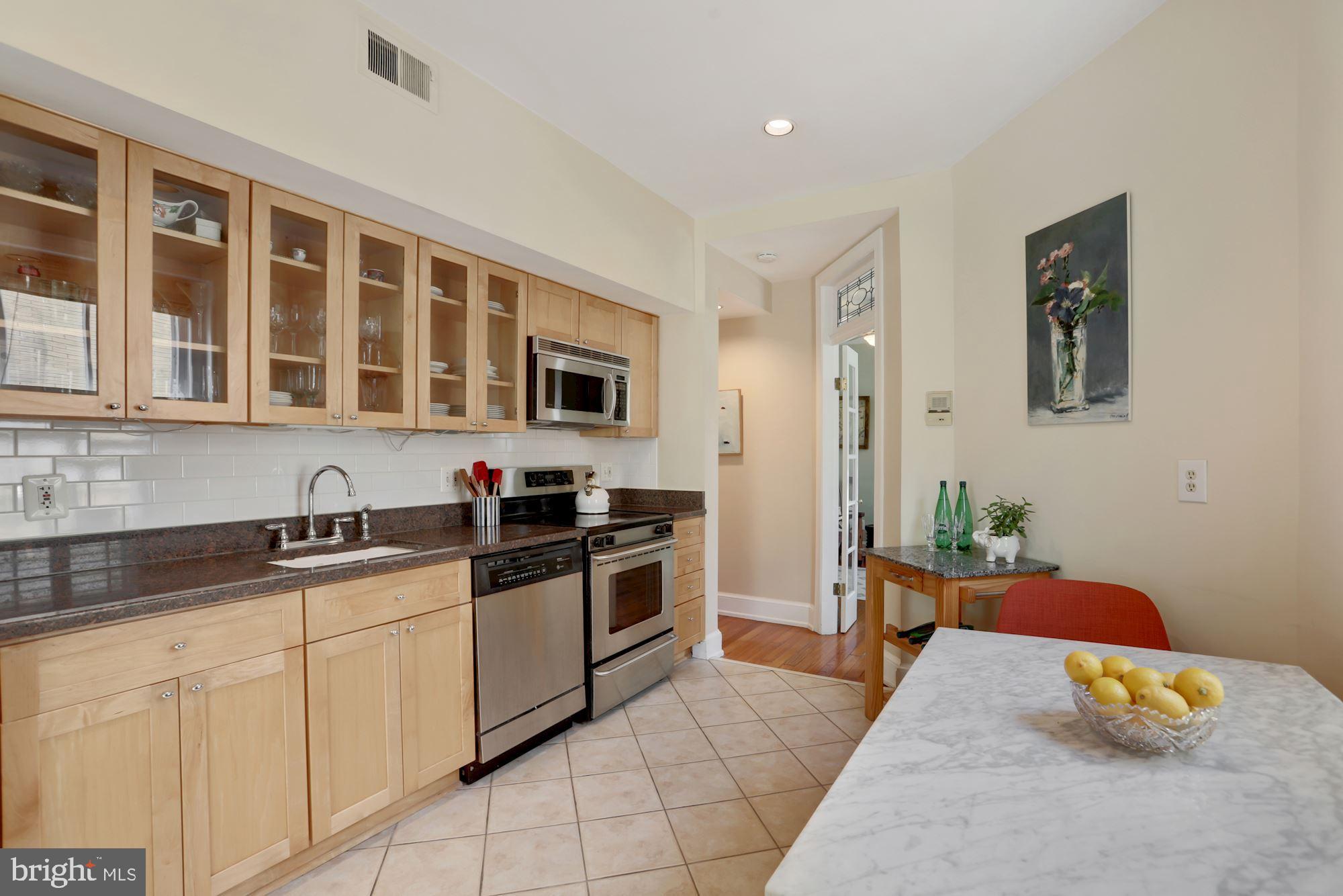 2011 Kalorama Road Northwest, Unit 7 Washington, DC 20009 - Photo 10 of 25 Gallery Image 10