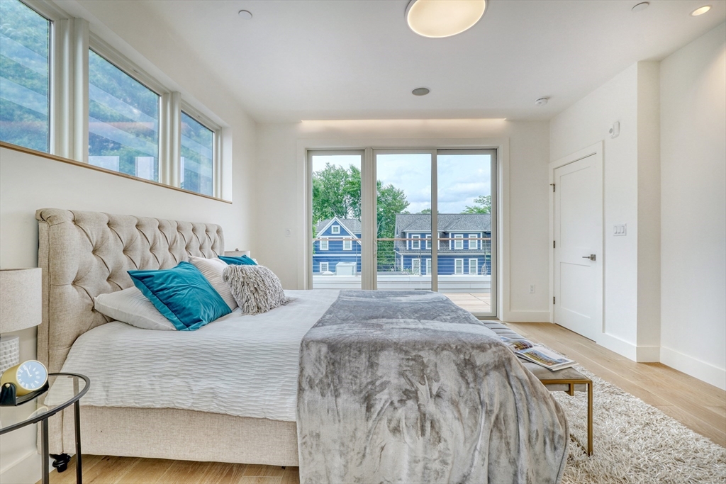 47 Bay State Road, Unit 2 Cambridge, MA 02138 - Photo 17 of 24 Gallery Image 17