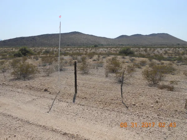 $500,000 | 339-xx West Carver Road, Arlington, AZ 85322