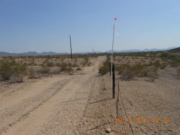 $500,000 | 339-xx West Carver Road, Arlington, AZ 85322