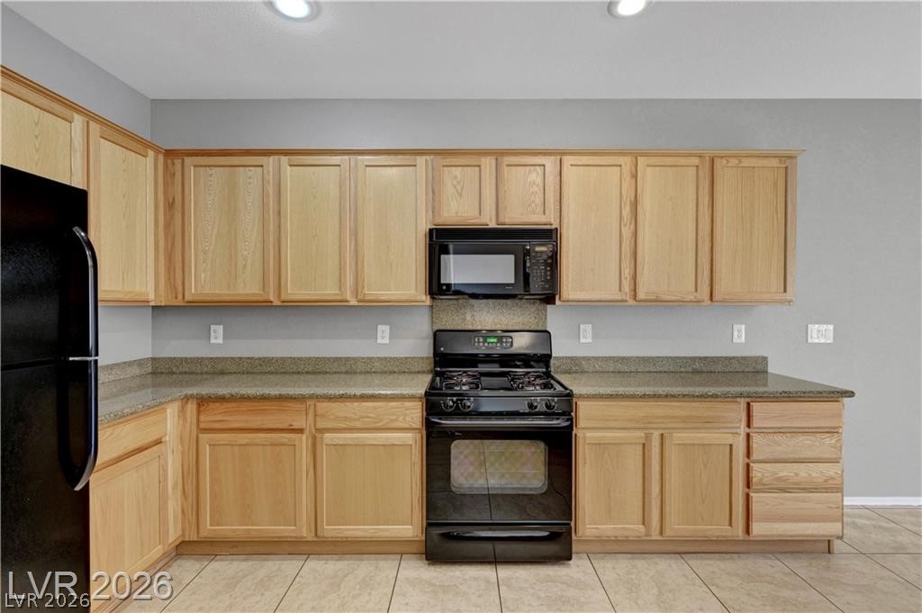 2220 Waterton Rivers Drive Henderson, NV 89044 - Photo 16 of 40