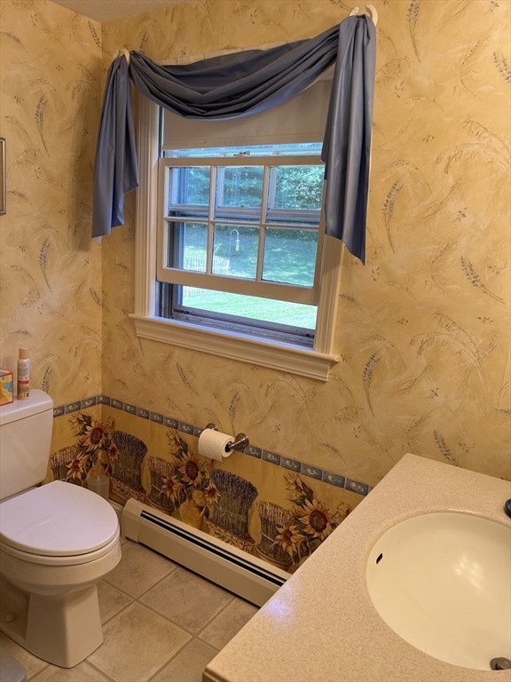 71 Greenbrook Road Hamilton, MA 01982 - Photo 19 of 33 a bathroom with a toilet and a sink