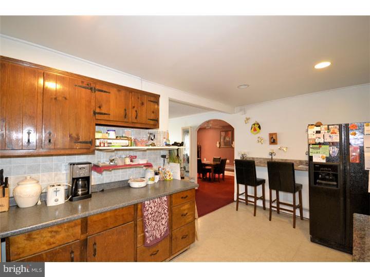 29 Misty Pine Road Levittown, PA 19056 - Photo 8 of 23 Kitchen