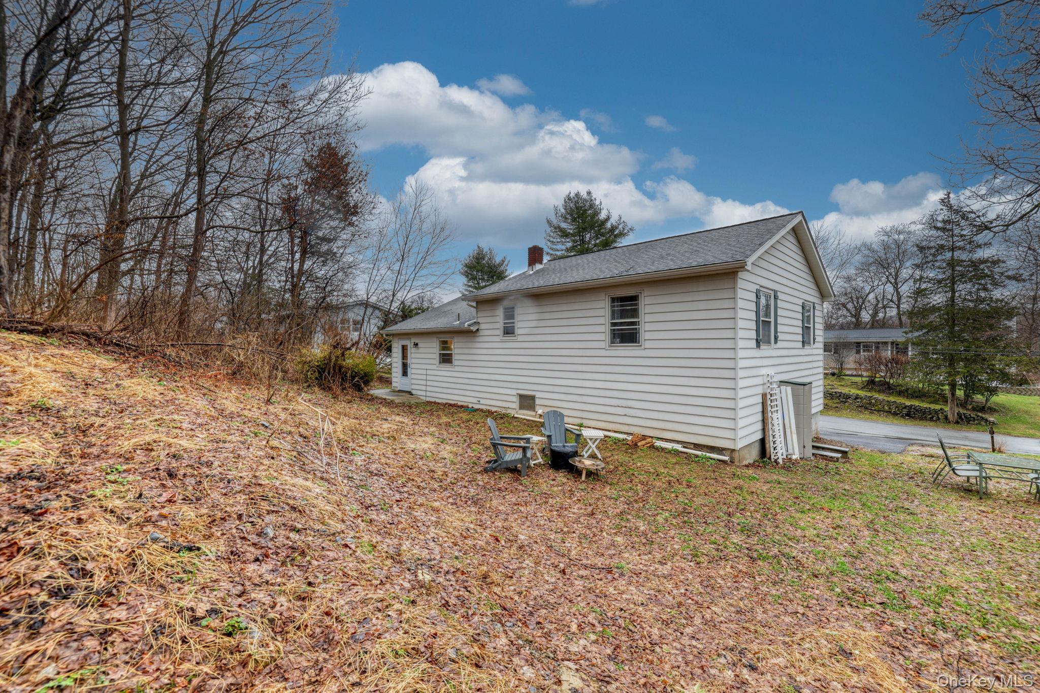 152 Sunrise Hill Road Fishkill, NY 12524 - Photo 17 of 18