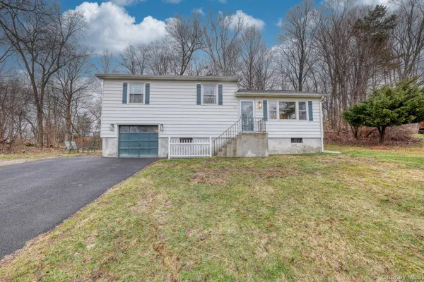 $469,000 | 152 Sunrise Hill Road, Fishkill, NY 12524