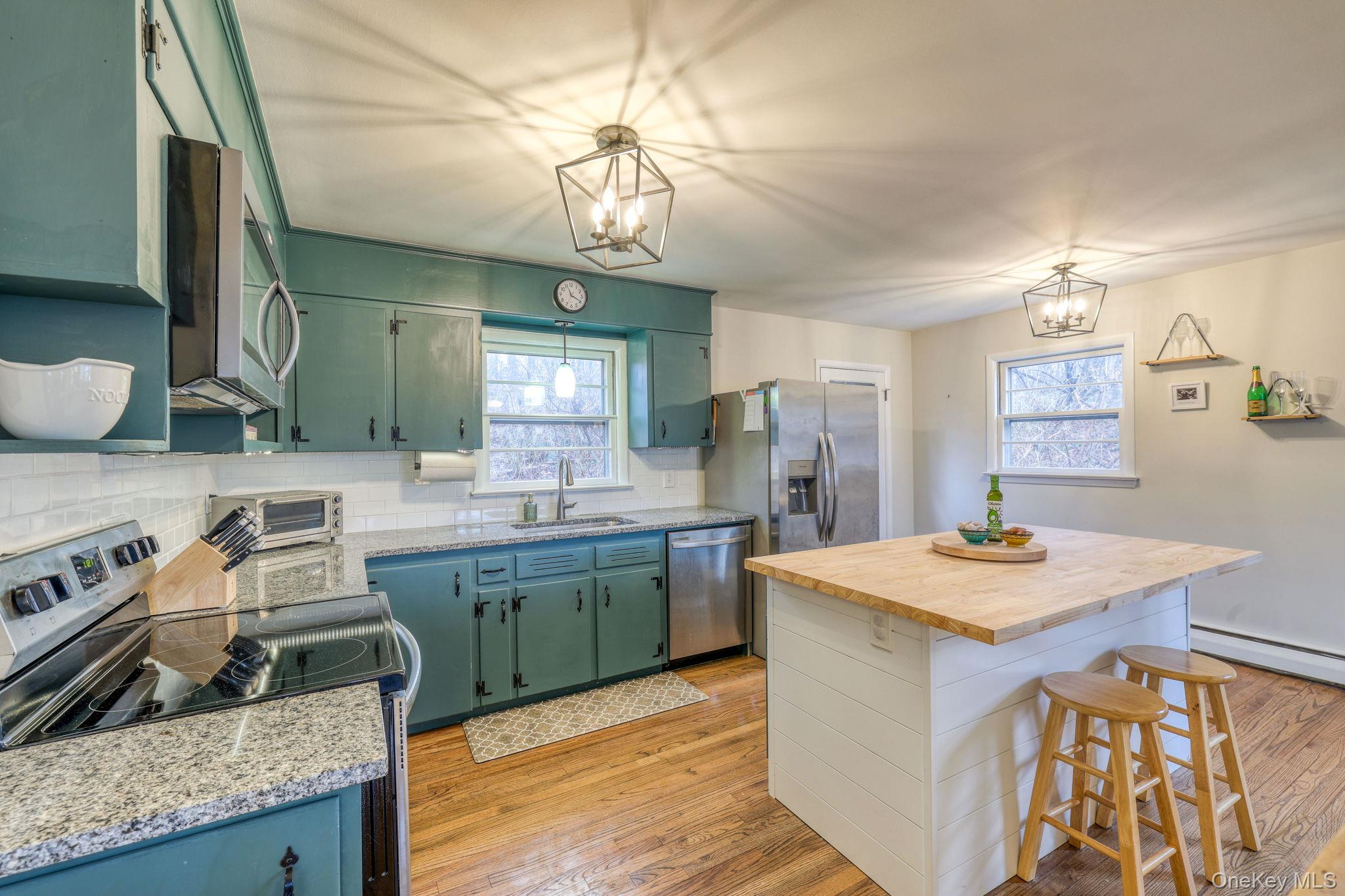 152 Sunrise Hill Road Fishkill, NY 12524 - Photo 7 of 18 Newer appliances