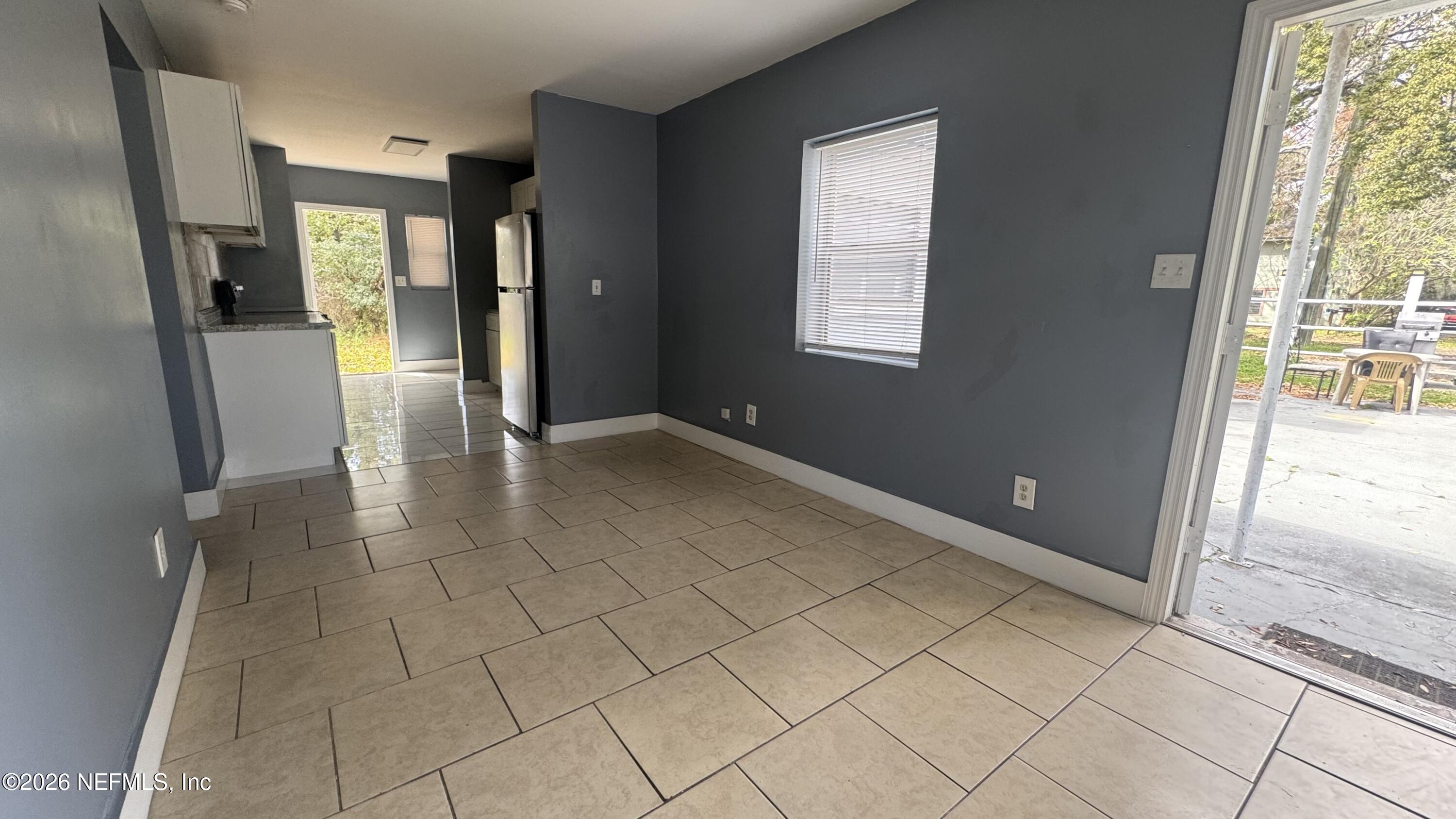 1052 Maynard Street, Unit 1056 Jacksonville, FL 32208 - Photo 5 of 8 IMG_9717