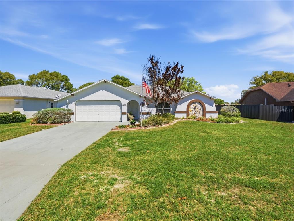4298 Craigdarragh Avenue Spring Hill, FL 34606 - Photo 2 of 53