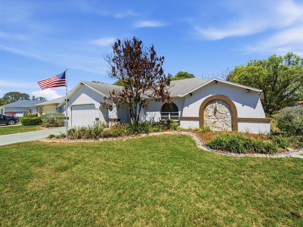 4298 Craigdarragh Avenue Spring Hill, FL 34606 - Photo 3 of 53