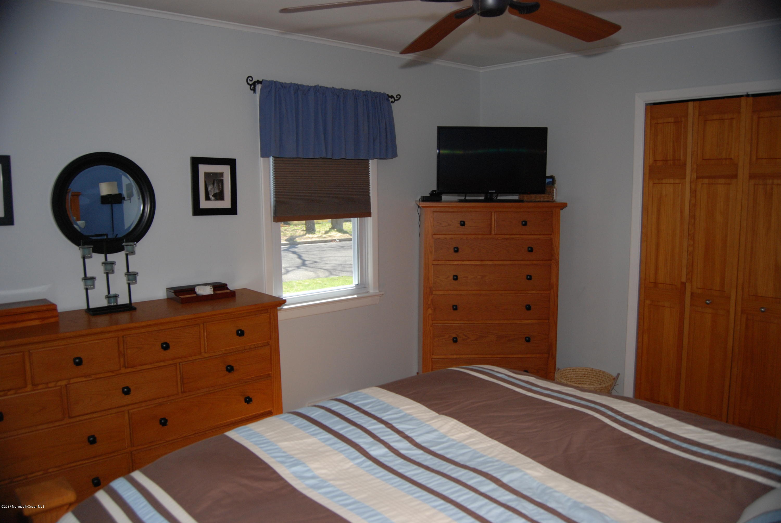 913 Barton Avenue Point Pleasant, NJ 08742 - Photo 8 of 12 IMG_1288