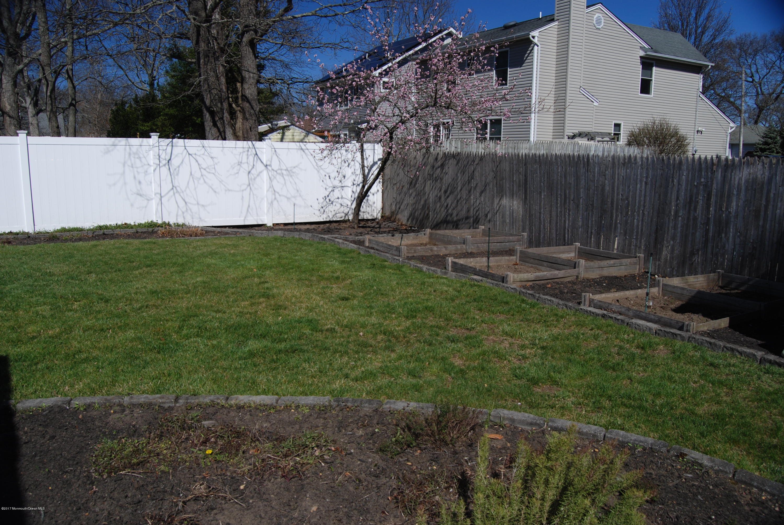 913 Barton Avenue Point Pleasant, NJ 08742 - Photo 10 of 12 IMG_1293
