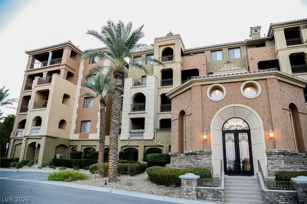$3,200 | 15 Via Mantova, Unit 201, Henderson, NV 89011