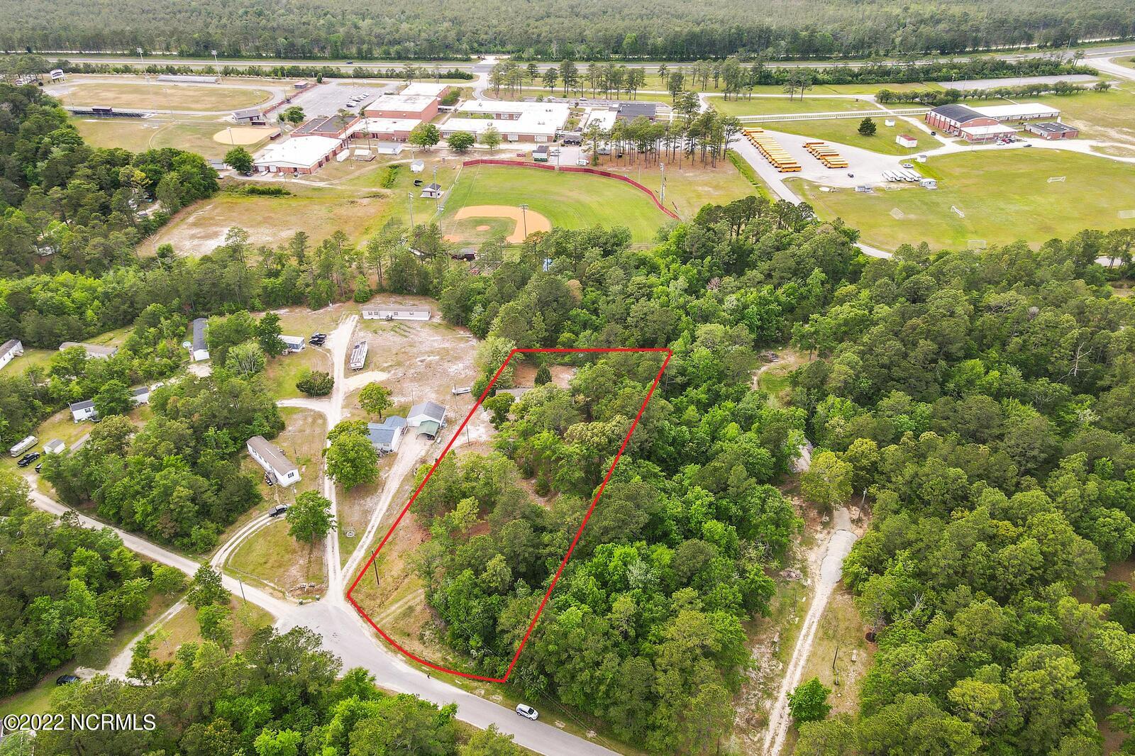 174 Dixon Road Holly Ridge, NC 28445 - Photo 18 of 26 18_zfsdff4png_1_mls