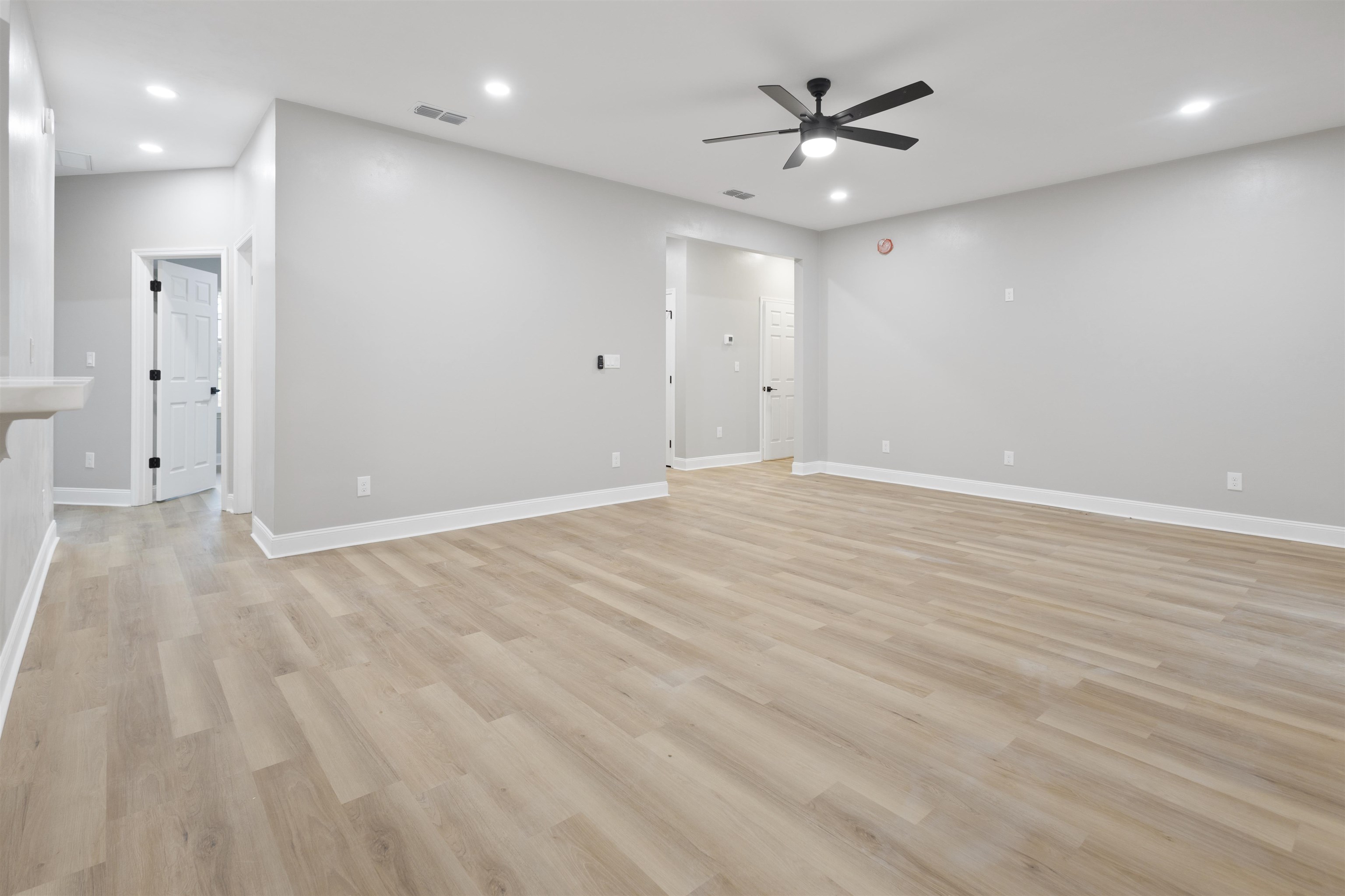 604 Rustling Pines Boulevard Midway, FL 32343 - Photo 5 of 28