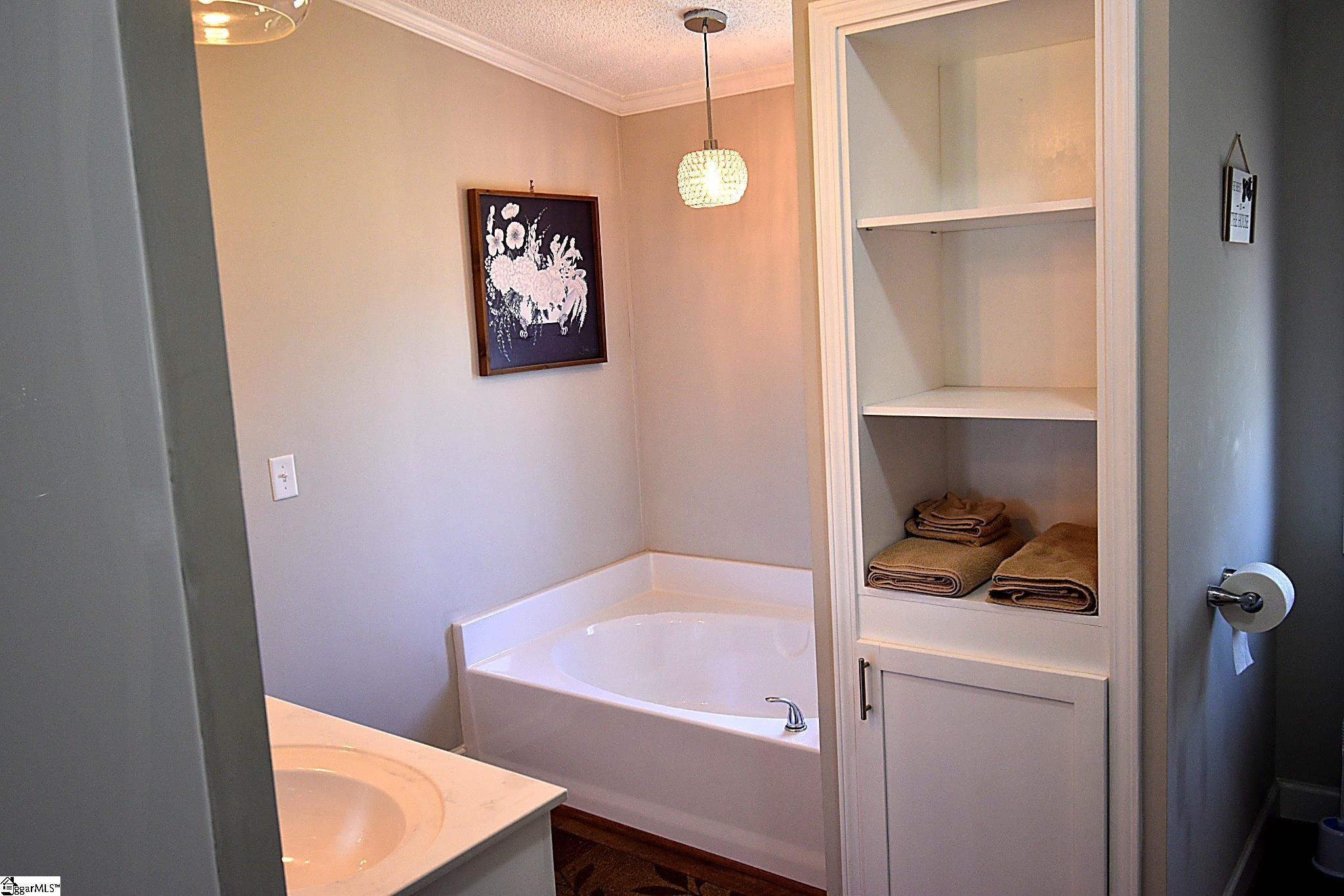 1304 Cheek Road Greer, SC 29651 - Photo 12 of 31