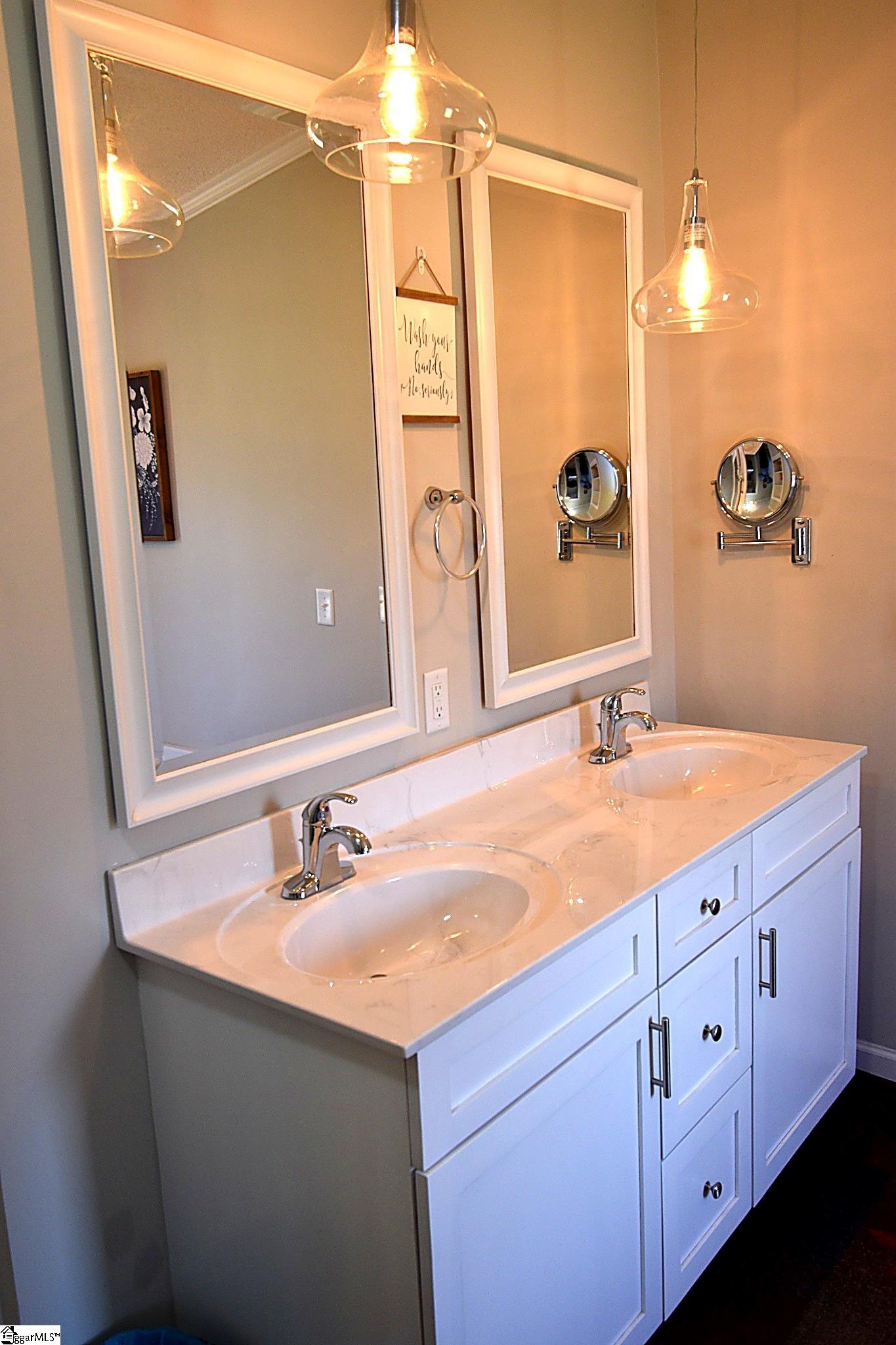 1304 Cheek Road Greer, SC 29651 - Photo 13 of 31