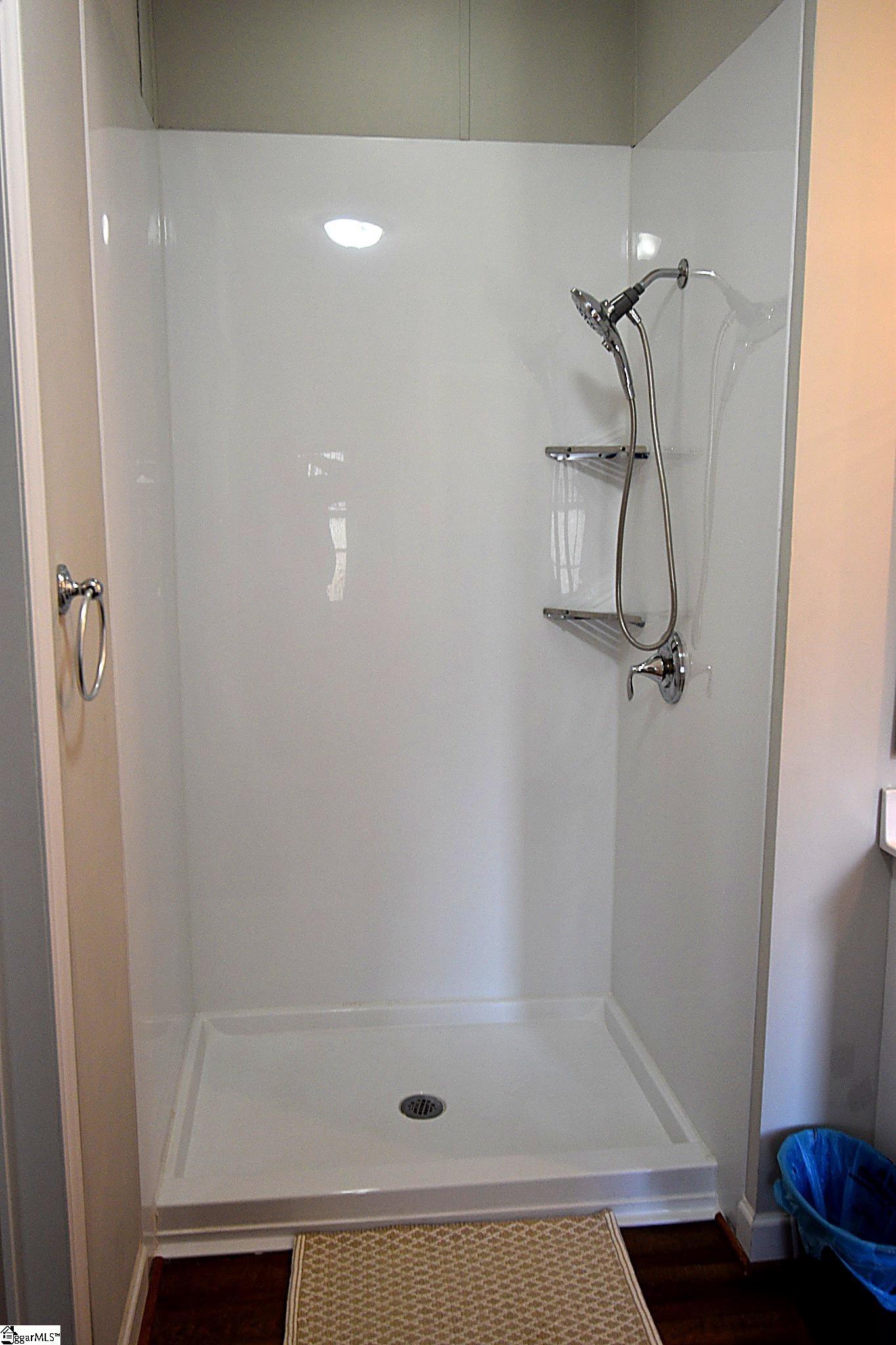 1304 Cheek Road Greer, SC 29651 - Photo 14 of 31