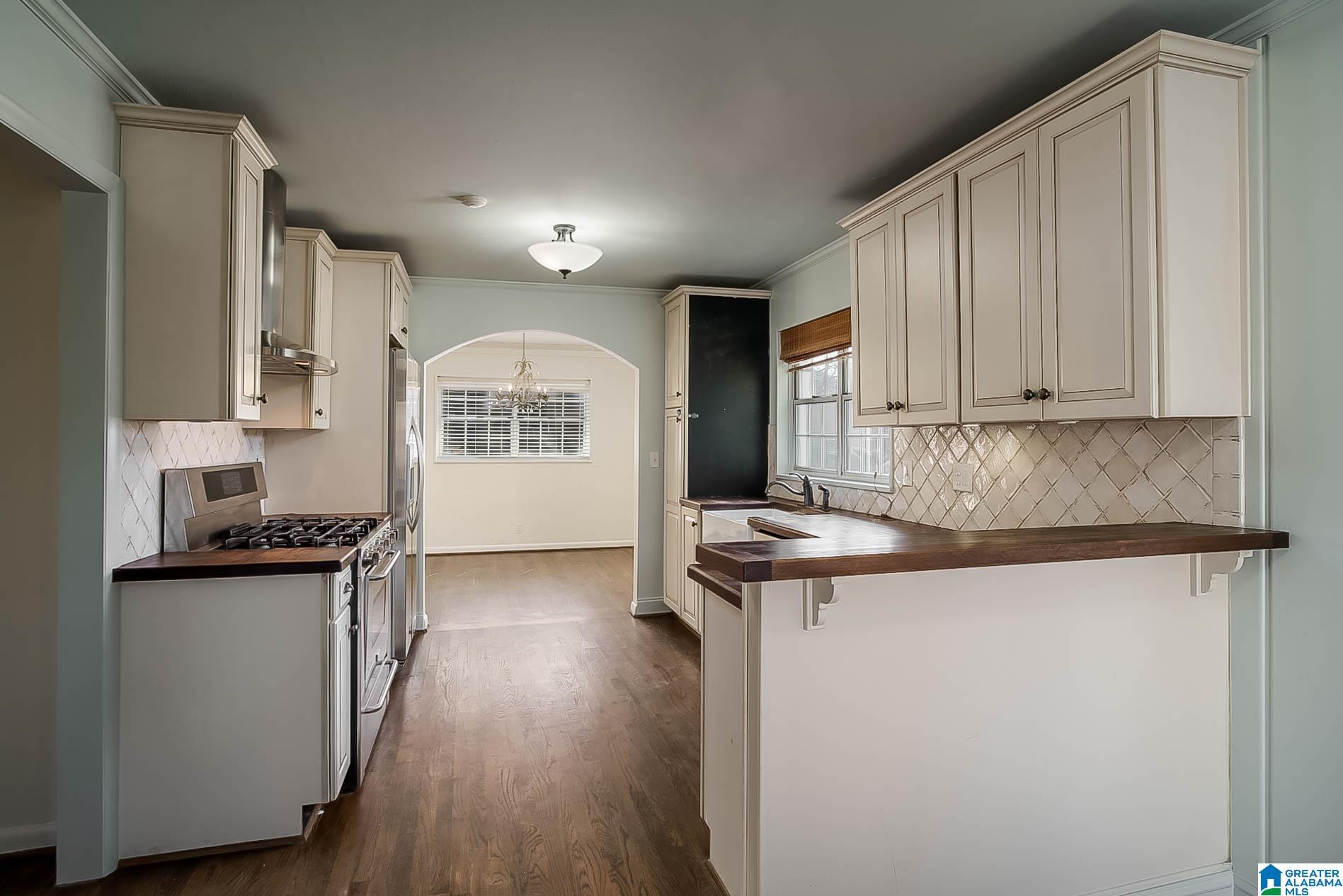418 Devon Drive Birmingham, AL 35209 - Photo 14 of 45