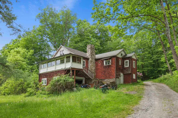 $198,900 | 348 Center Street, Pownal, VT 05261