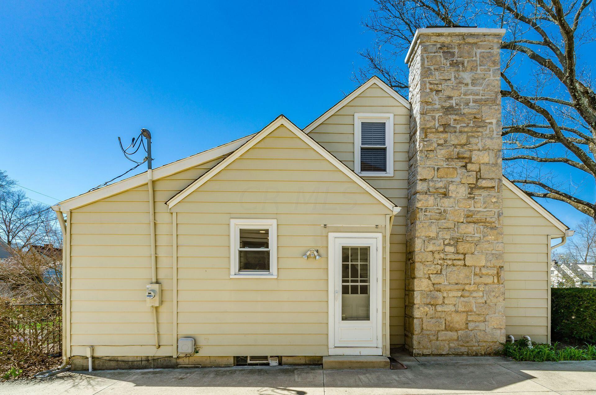 415 Fallis Road Columbus, OH 43214 - Photo 43 of 58 046_f5e3_L 415 Fallis Rd005-2