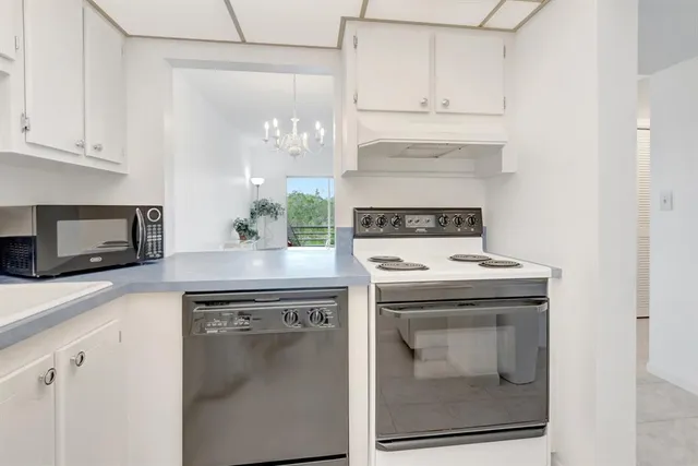 $139,900 | 5501 Northwest 2nd Avenue, Unit 302, Boca Raton, FL 33487