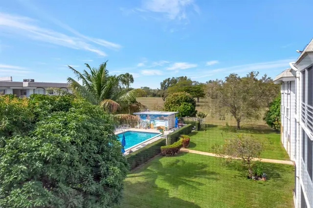 $139,900 | 5501 Northwest 2nd Avenue, Unit 302, Boca Raton, FL 33487