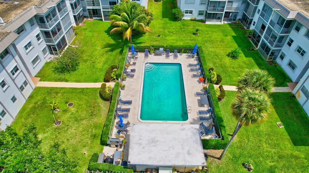 5501 Northwest 2nd Avenue, Unit 302 Boca Raton, FL 33487 - Photo 25 of 26 an aerial view of a house