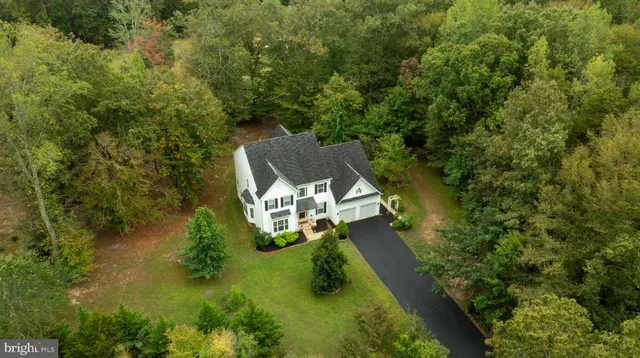 a picture of a bathroom with a sink