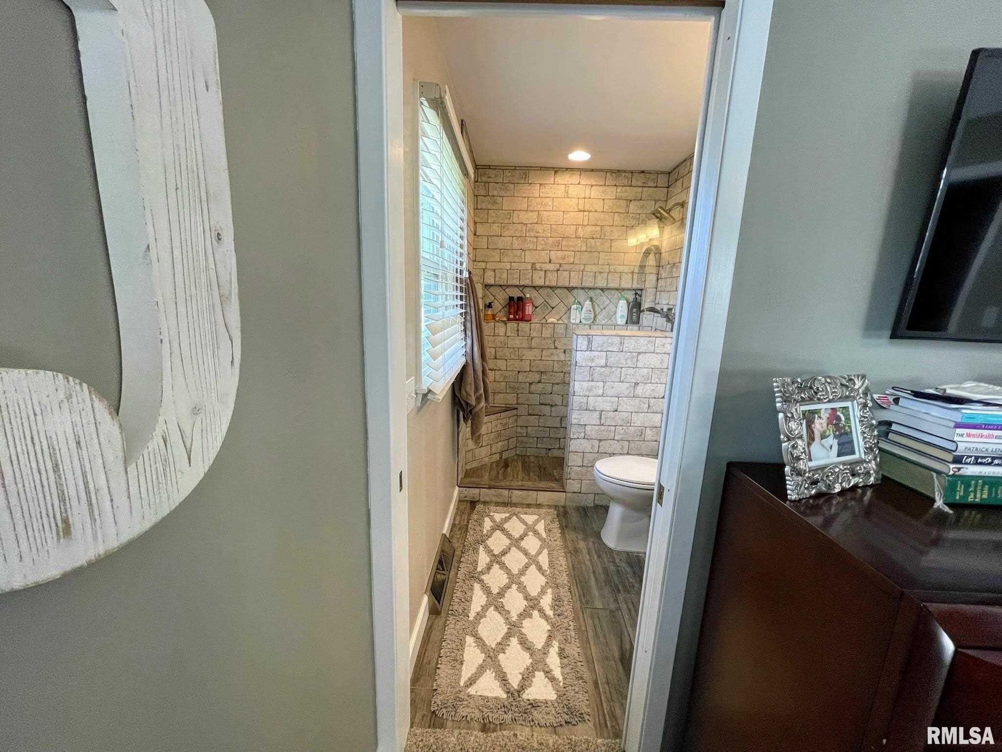 13 Foresters Lane Springfield, IL 62704 - Photo 11 of 18 Gallery Image 11
