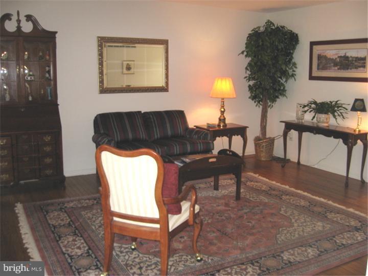 49 Harrison Road East West Chester, PA 19380 - Photo 4 of 25 Living Room