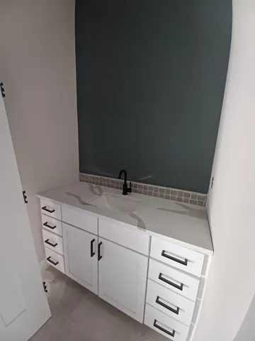 $479,900 | 3404 South Capri Street, Wichita, KS 67210