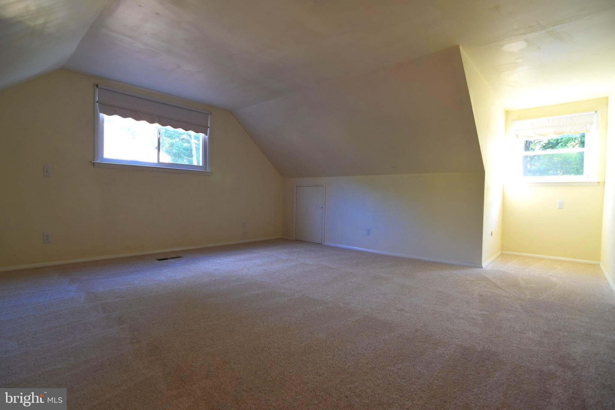 241 Johnson Road Turnersville, NJ 08012 - Photo 22 of 28 M. Bedroom, 2nd Floor