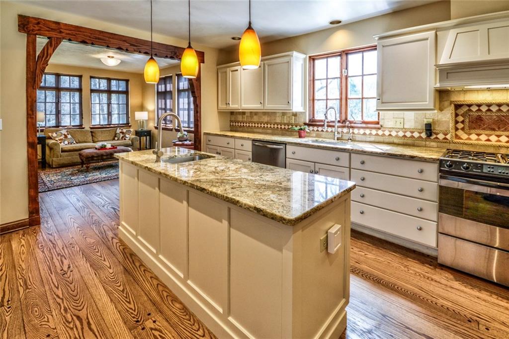 700 Fairview Road Fox Chapel, PA 15238 - Photo 2 of 25 Modern Gourmet Fully Renovated Kitchen