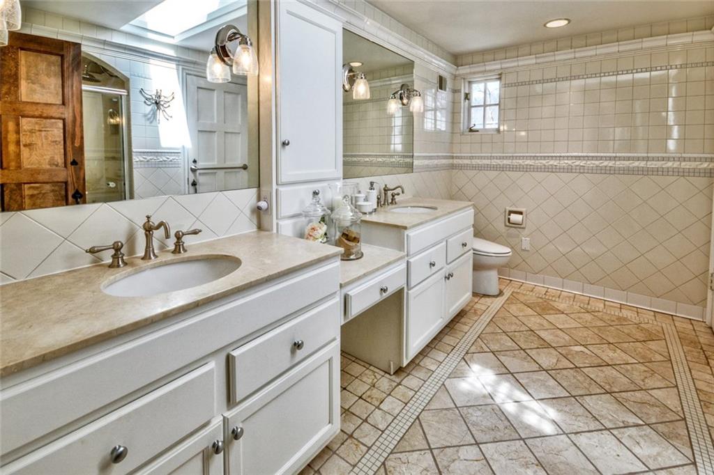 700 Fairview Road Fox Chapel, PA 15238 - Photo 20 of 25 Master Bath