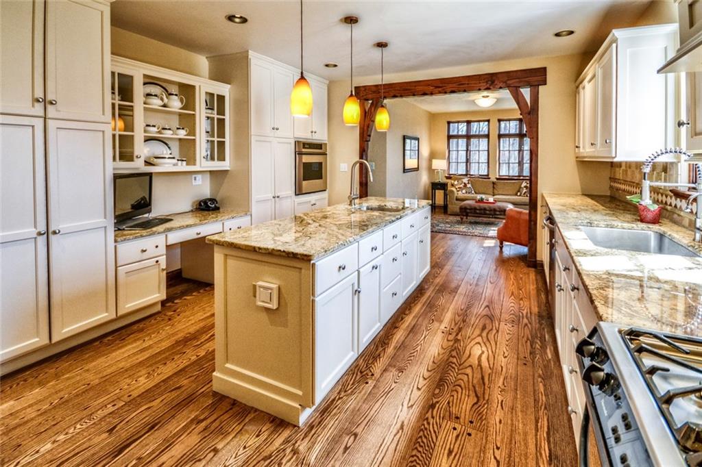 700 Fairview Road Fox Chapel, PA 15238 - Photo 6 of 25 Gallery Image 6