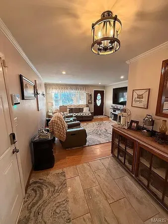$207,000 | 16 Edgewood Lane South, Centralia, IL 62801