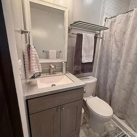$207,000 | 16 Edgewood Lane South, Centralia, IL 62801
