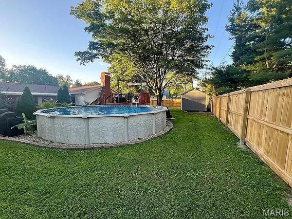 $207,000 | 16 Edgewood Lane South, Centralia, IL 62801