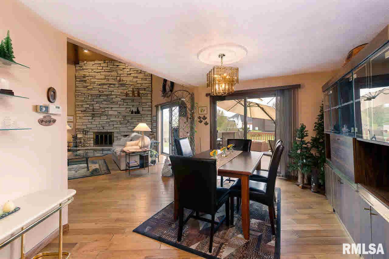 4205 Forest Road Davenport, IA 52807 - Photo 10 of 24 Gallery Image 10