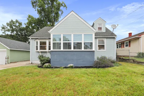 $320,000 | 4 South Woodland Avenue, Runnemede, NJ 08078