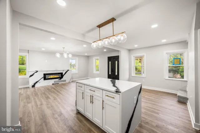 $2,300 | 8255 Mertztown Road, Unit B, Alburtis, PA 18011