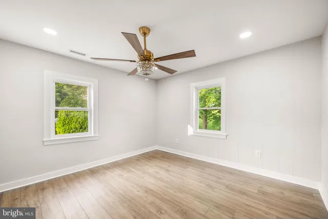 $2,300 | 8255 Mertztown Road, Unit B, Alburtis, PA 18011