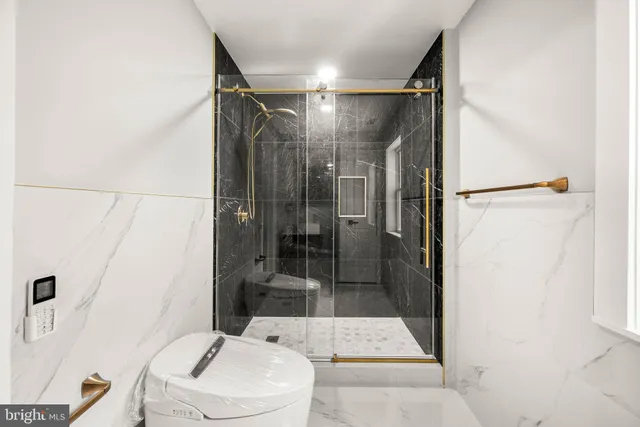 $2,300 | 8255 Mertztown Road, Unit B, Alburtis, PA 18011