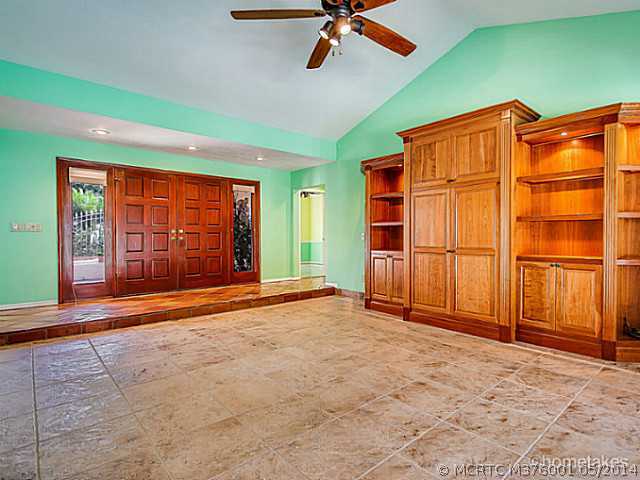 7 Ridgeland Drive Sewall's Point, FL 34996 - Photo 8 of 25 Living Room.