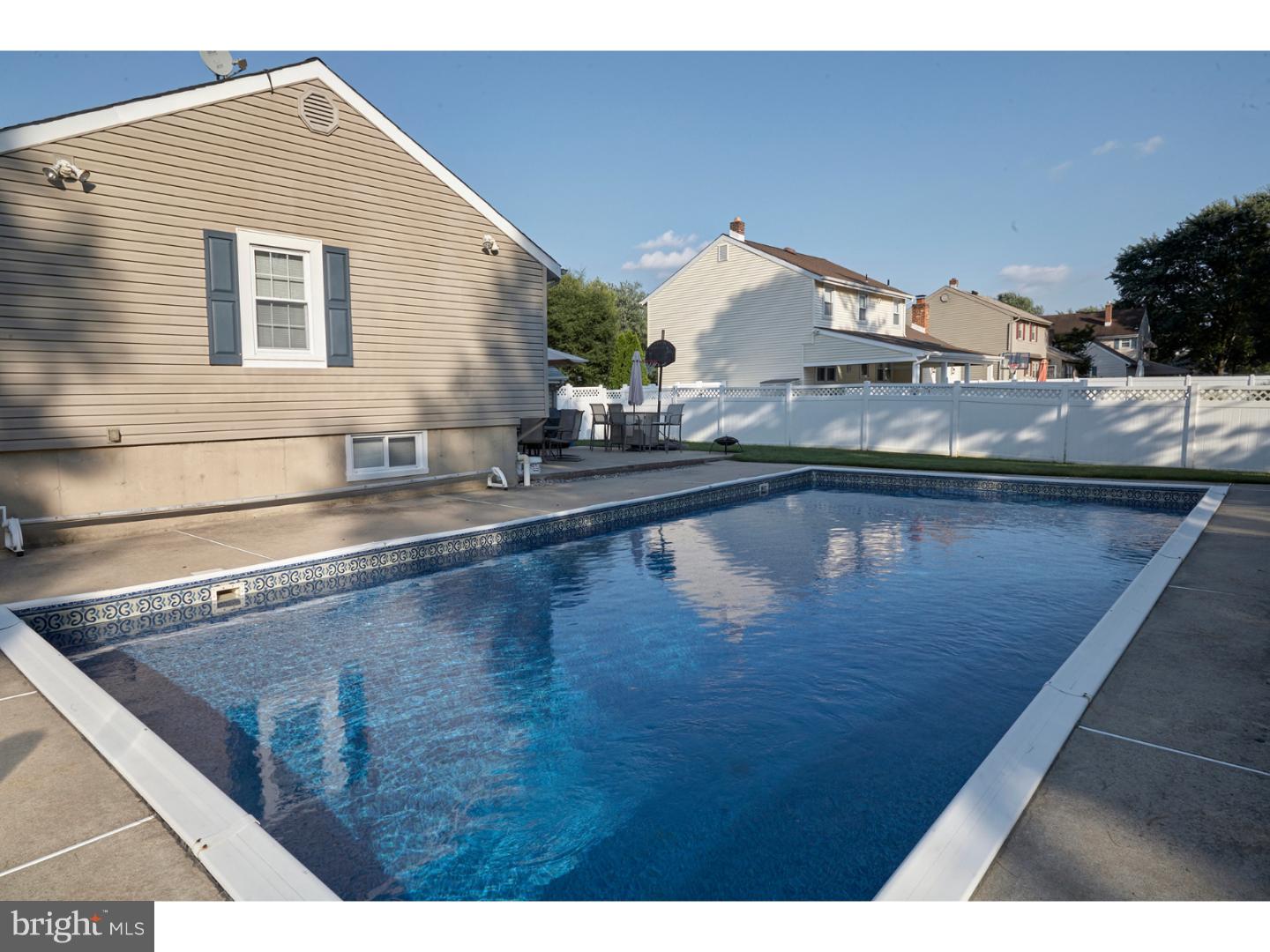 2406 Yellowstone Road Cinnaminson, NJ 08077 - Photo 19 of 21 Gallery Image 19