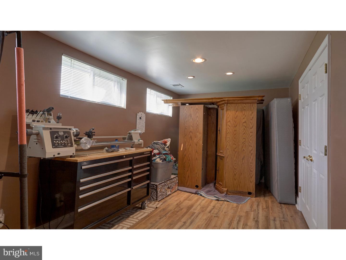 2406 Yellowstone Road Cinnaminson, NJ 08077 - Photo 5 of 21 Gallery Image 5