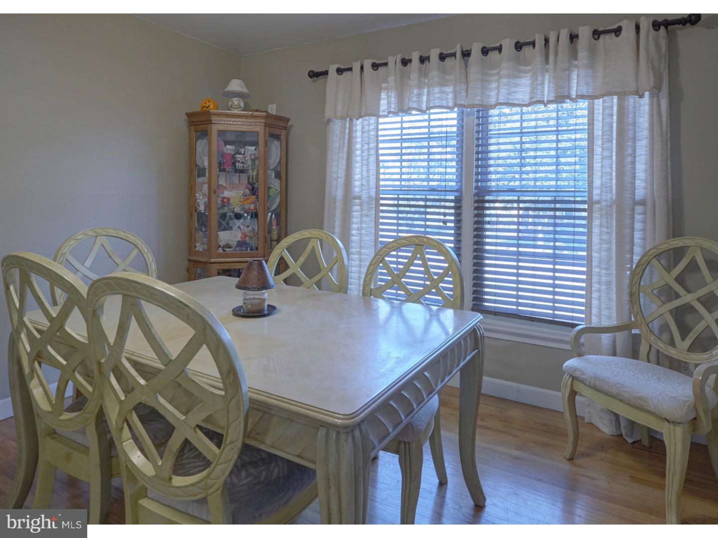 2406 Yellowstone Road Cinnaminson, NJ 08077 - Photo 6 of 21 Gallery Image 6