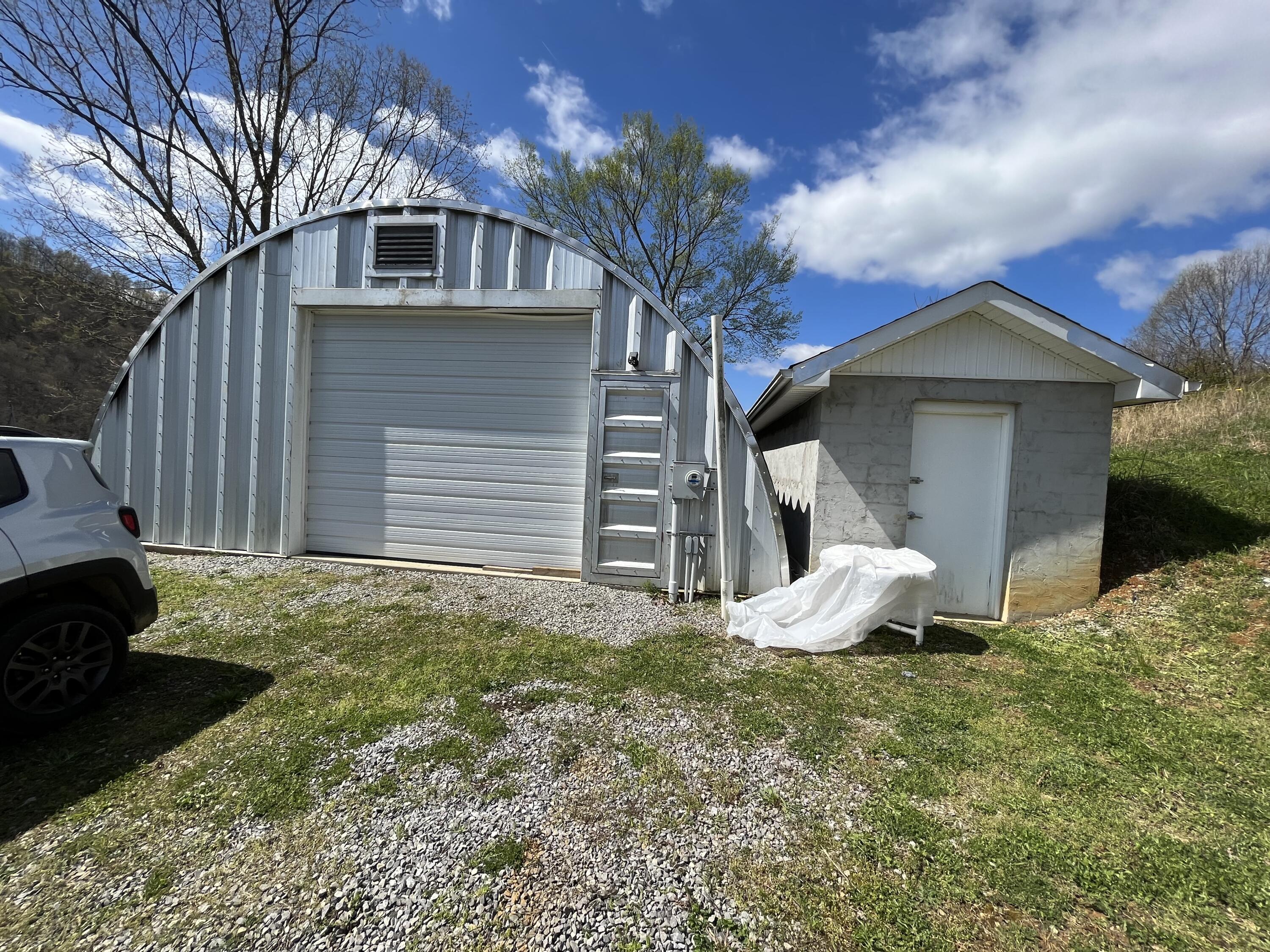 1881 Ford Branch Road Duffield, VA 24244 - Photo 29 of 48 IMG_1821