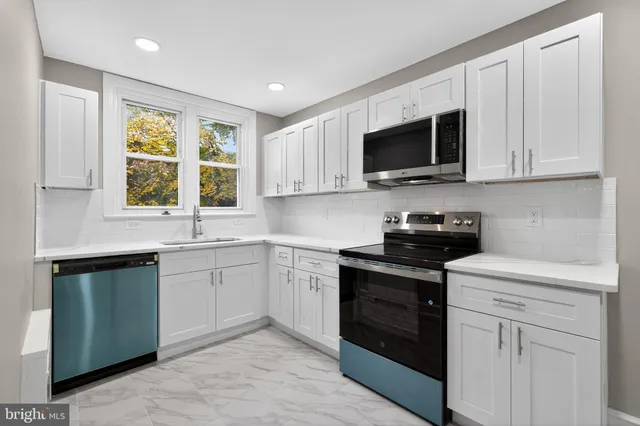 $2,200 | 7539 Mayland Street, Philadelphia, PA 19138